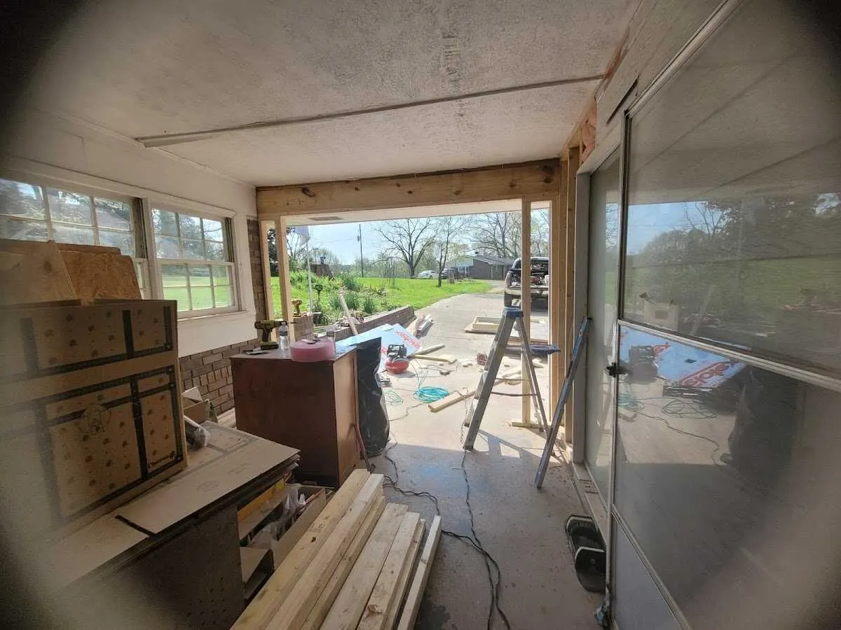 Air movers and dehumidifier for Drying & Dehumidification in Poquoson